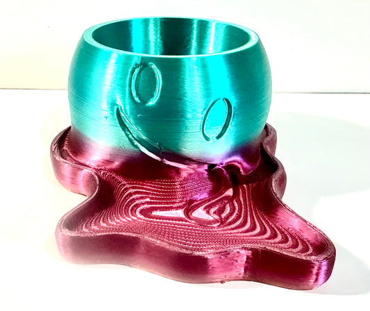 Drippy Smiley Face Planter