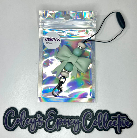 Pale Green Small Bow