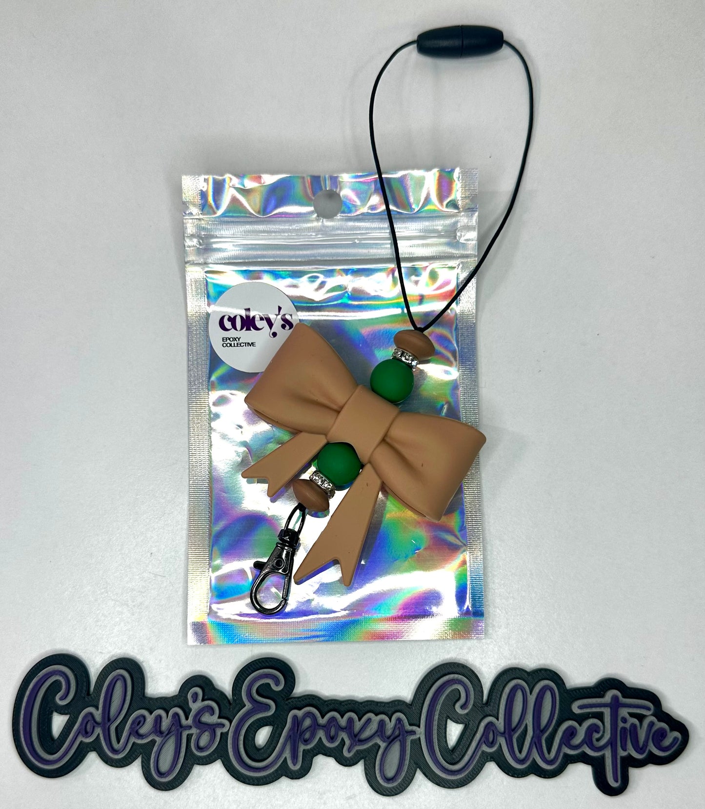 Dark Tan & Green Medium Bow